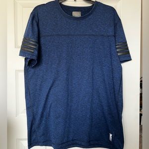 AEO athletic dry fit shirt